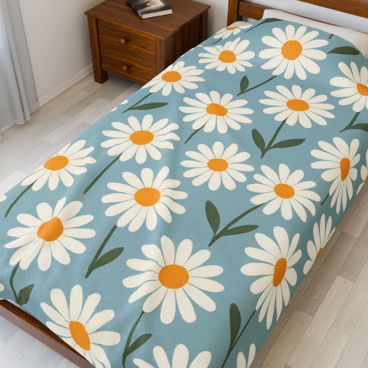 “Daisy Mae” Plush Blanket